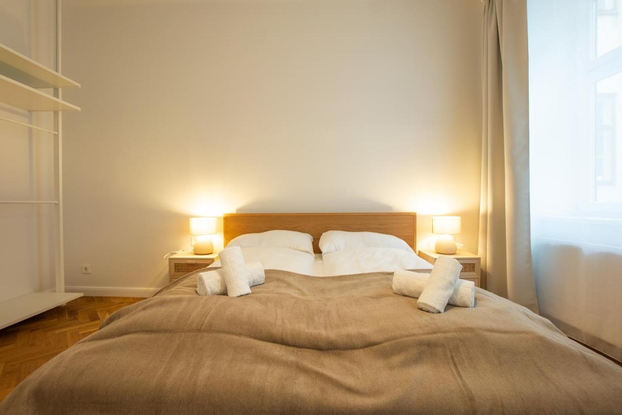 Chic 94M2 Apartment With A King-Size Bed Wien Ngoại thất bức ảnh